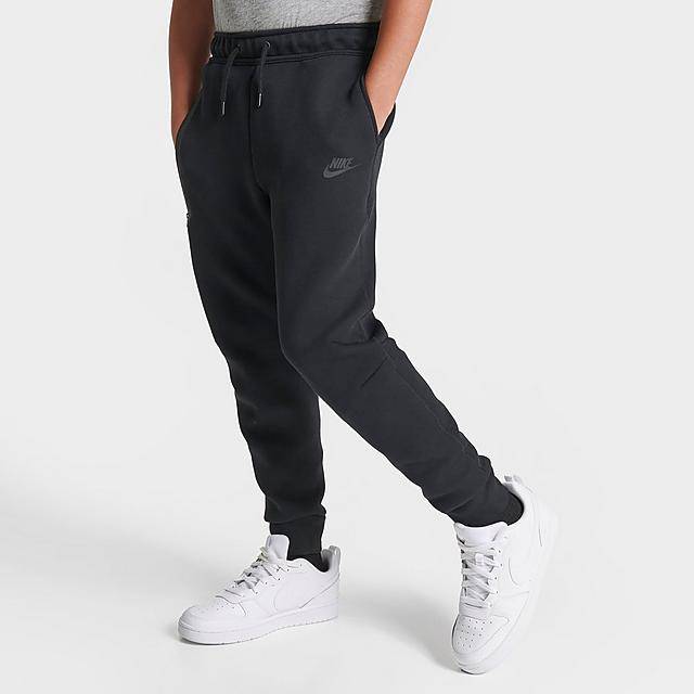 Boys' Nike Sportswear Tech Fleece Jogger Pants (Small)