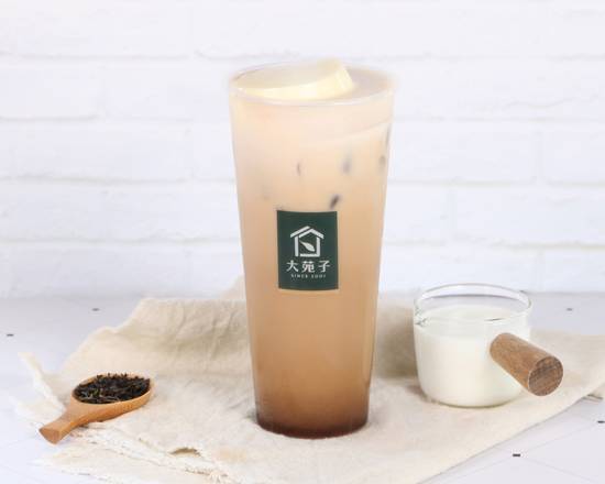 許慶良奶酪鮮奶茶 - 大杯 Black Tea Latte with Panna Cotta-Large