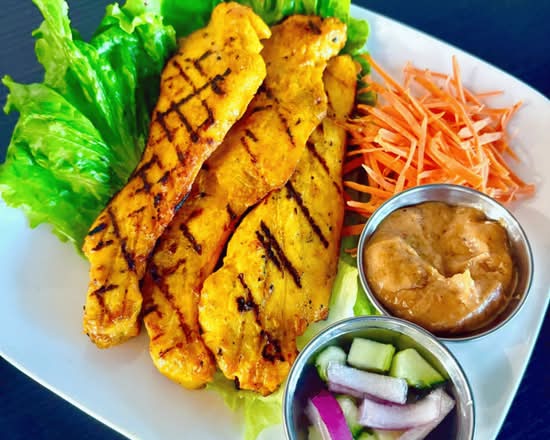 Kings 9 Thai Cuisine (635 North Main Street, B4)