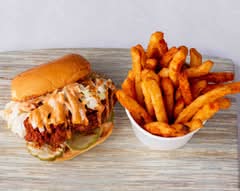 Cluck and Smash (4000 San Fernando Road)