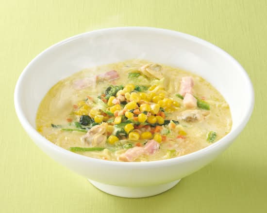 【レンジ加熱商品】あさりとたっぷり野菜の鶏白湯チャウダーラーメン