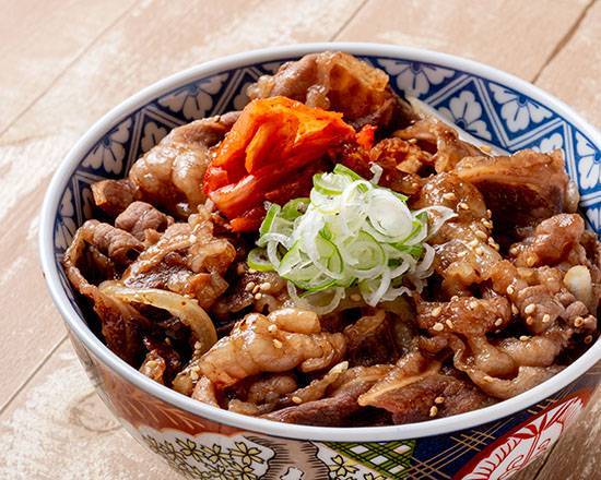 牛焼肉キムチどんぶり 肉大盛 kimchi(Korean dishes) & Grilled Beef Rice Bowl Large Serving of Meat