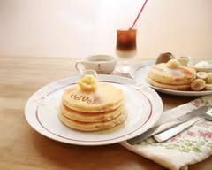 【焼きたてバターミルクパンケーキ】パンケーキママカフェVoiVoi