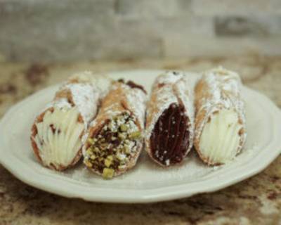 Small Cannoli