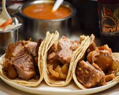 Tacos Varios Y Carnitas Yorvis (Tijuana)