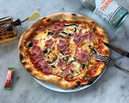 Pizza Regina