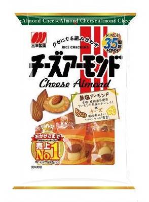309829：三幸 チーズアーモンド 15枚 / Sanko Cheese Almond Rice Cracker