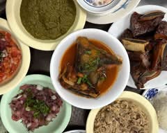 Helena's Hawaiian Food (1240 N School St)