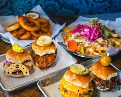 Rosemarie's Buns & Brew (Mission Beach)