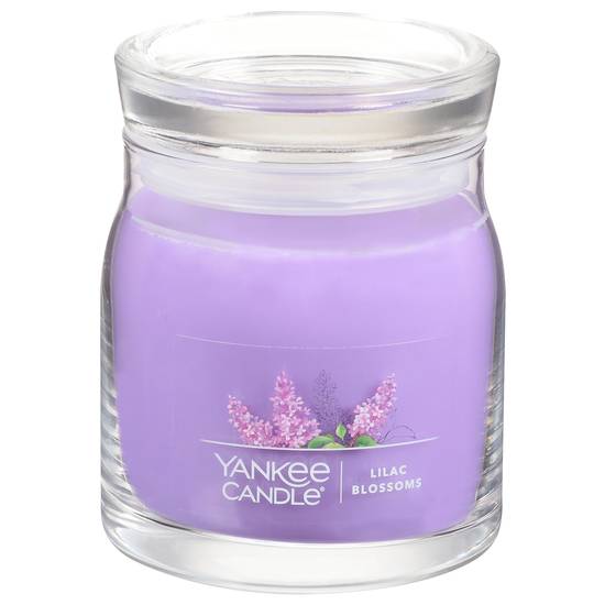 Yankee Candle Lilac Blossoms Candle