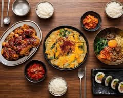 Korean dining & Bar 本家