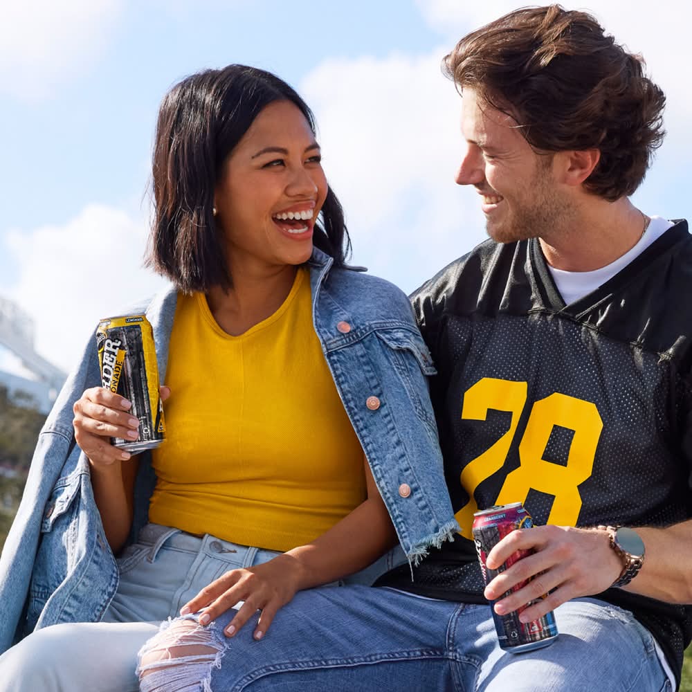 Mike's Harder Premium Malt Beverage Beer, Lemonade (23.5 fl oz