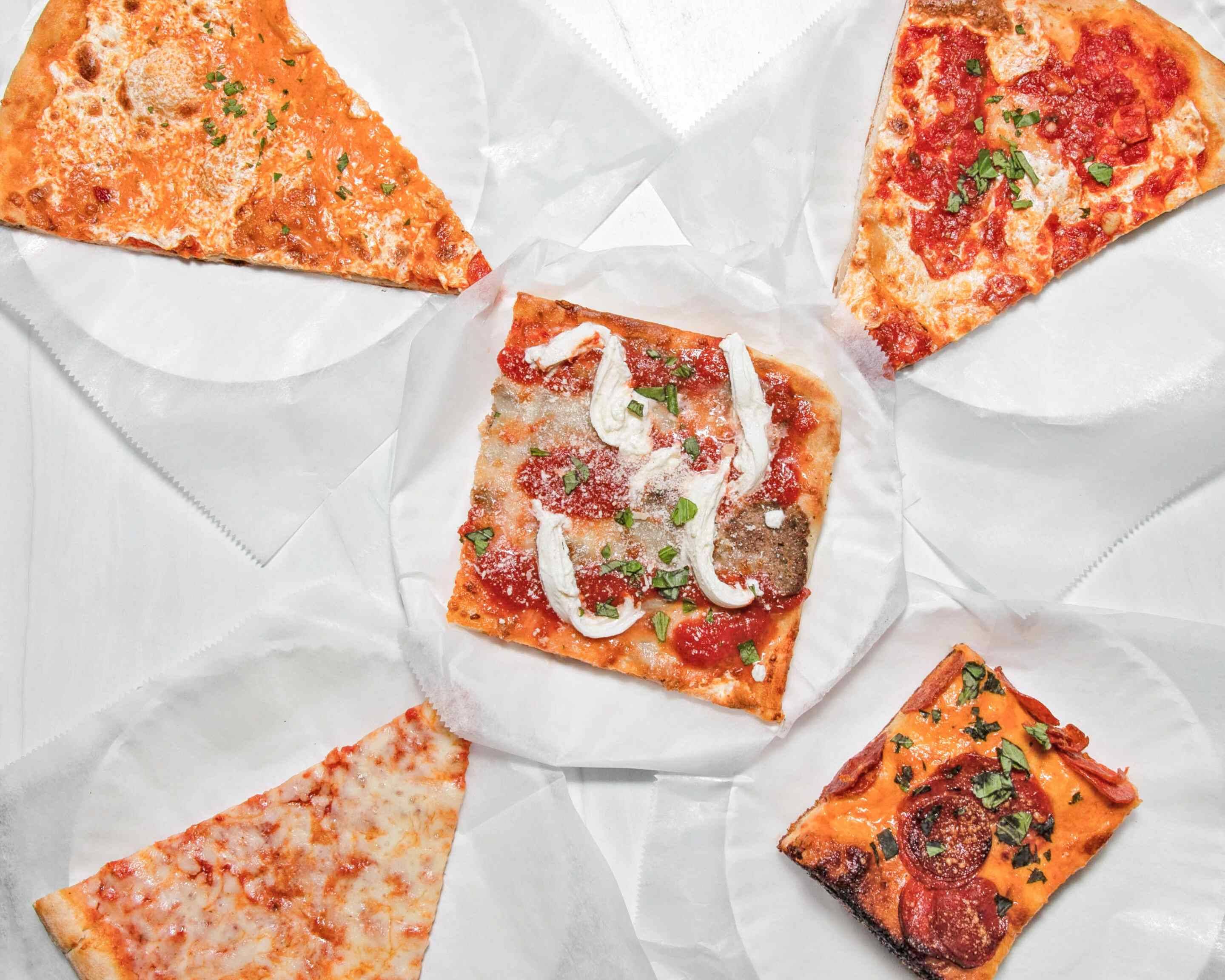 Order Gustoso Pizzeria Delivery in Huntington Menu & Prices Uber Eats