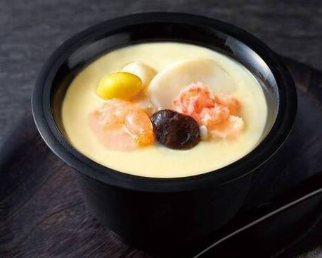 海鮮茶碗蒸し【 V900 】 Steamed Egg Custard（Seafood）