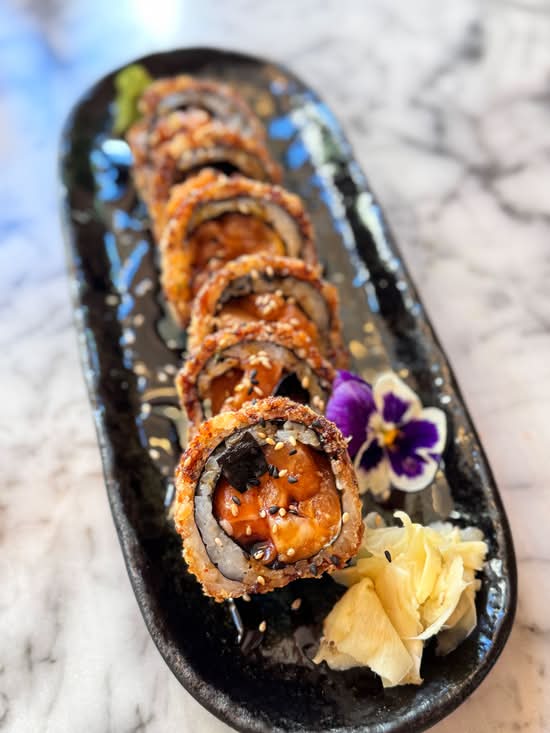 CRUNCHY ROLL