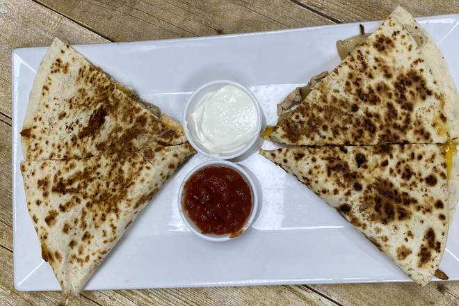 Order Grilled Chicken Quesadilla food online from Lindburgers store, Jupiter on bringmethat.com