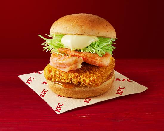 海老しおチキンカツバーガー Salty Shrimp & Chicken Cutlet Burger with Shell-on Shrimp