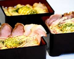 究極の逸品！日本初の�レアチャーシュー丼 啜れメロス 石狩店 The ultimate gem! Japan's first rare char siu rice bowl store SUSURE MELOS Ishikari