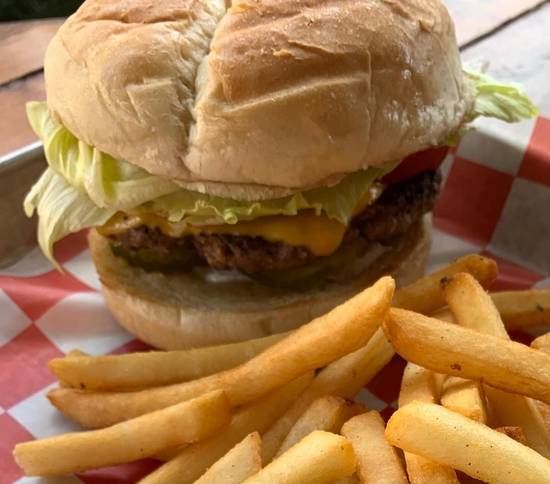 Classic Cheeseburger