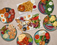 CORNER HOUSE CAFE&BISTRO (200 Terminus Road)