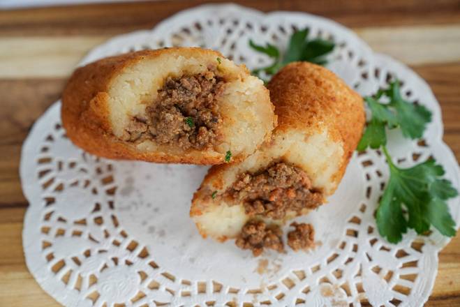 Yuca Rellena