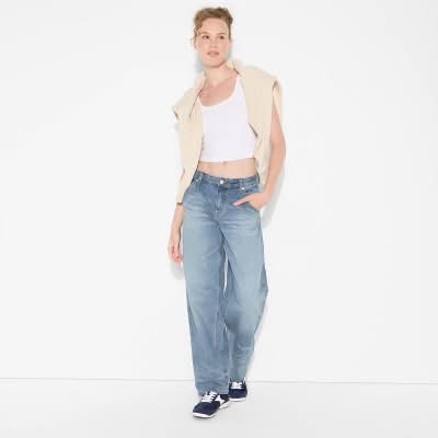 Wild Fable 90'S Mid-Rise Relaxed Straight Jeans, Women, 6, Light Wash