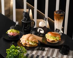 Dark mode cafe 安平店