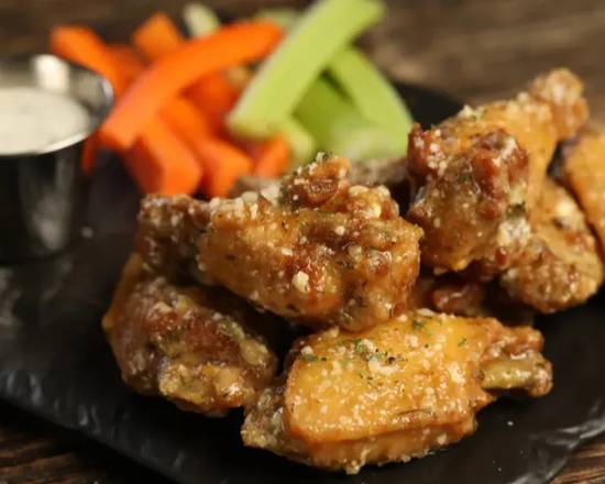 Garlic Parmesan Wings 6 pcs