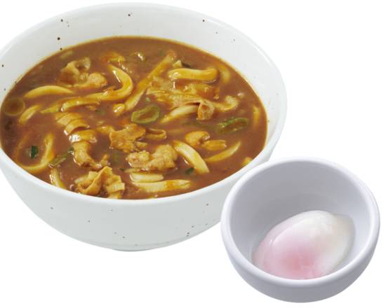 半タマカレーうどん Curry udon with soft boiled egg