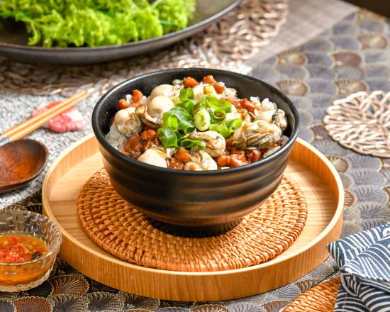 蚵仔魯肉飯