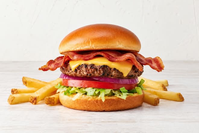 Bacon Cheeseburger*