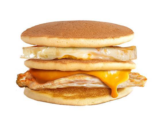 原塊嫩雞起司蛋鬆餅堡Grilled  Chicken Breast with Cheese  and Egg