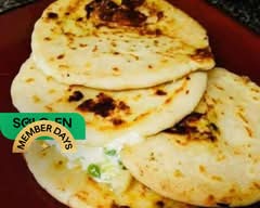Pupusas del Comal