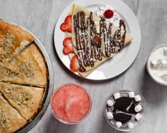 SMOOCHIE BOBA (7222 Canoga Avenue)