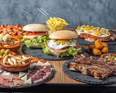 Dos Y Uno Tapas