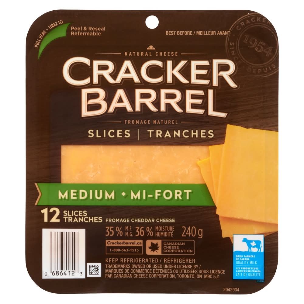 Cracker Barrel Medium Fromage Cheddar Cheese Slices (240 g, 12 ct)
