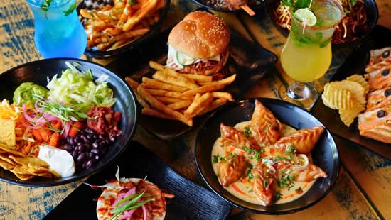 Safarnama Fusion Indian Restaurant & Bar (65 King St)