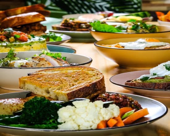 Marna's Cafe Santa Ana.  (San Jose, CR)