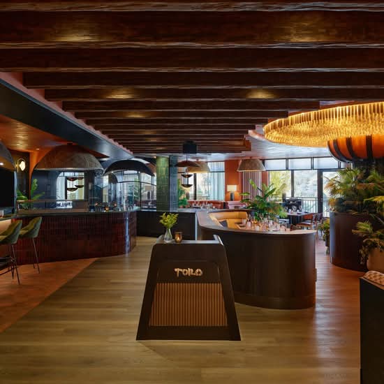 Toro Snowmass and Viceroy Lounge