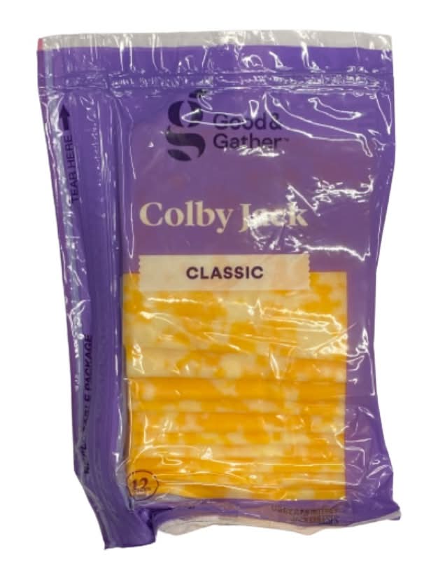 Good & Gather Classic Colby & Monterey Jack Sliced Cheeses (8 oz, 12 ct)