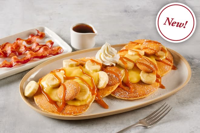 Banana Pudding Hotcakes Combo