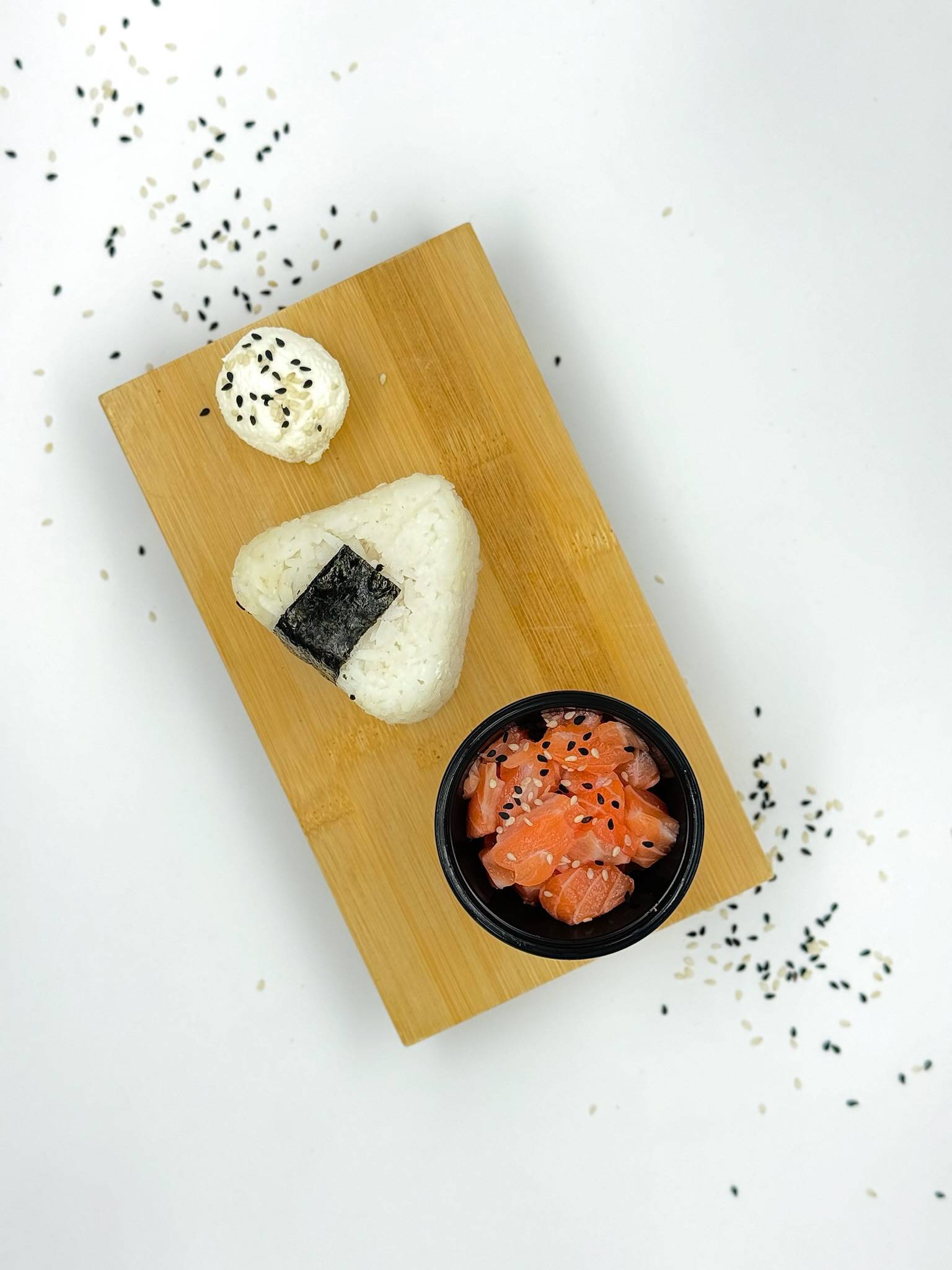 Onigiri Cheesy Salmon (saumon au fromage) 🍣🍙