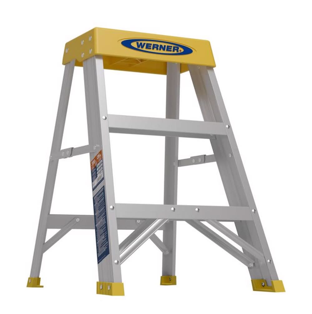 Werner 2 Ft. H Aluminum Step Ladder Type Ia 300 Lb. Cap.
