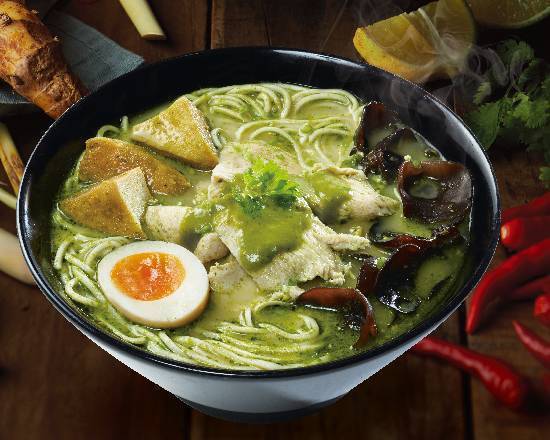 綠咖哩雞肉麵 Chicken Noodles in Green Curry