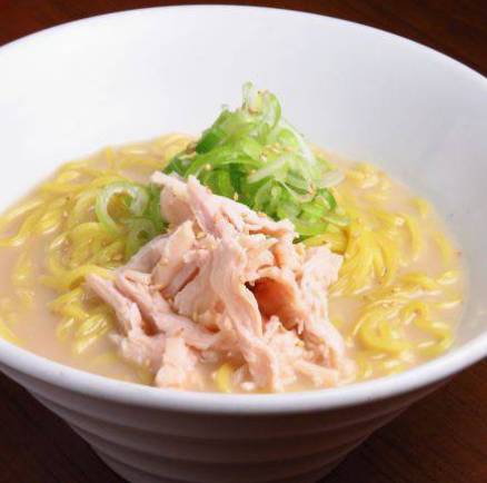 鶏パイタンラーメン