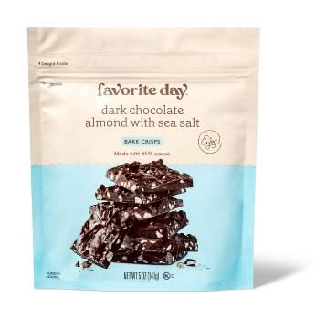 Favorite Day Dark Chocolate Almond With Sea Salt (5 oz)