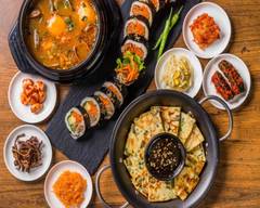 韓国料理 ファサ Korean Dining HWASA