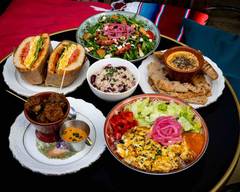 Curb Street Food 🥪