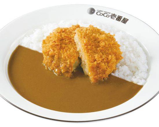手仕込キャベツメンチカツカレー Hand-made minced meat and cabbage cutlet curry