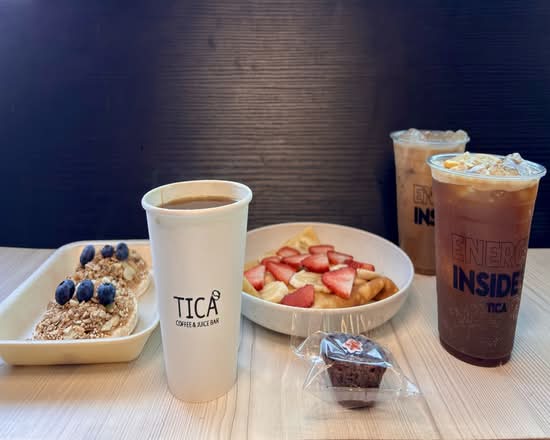 Tica Crepes & Coffee
